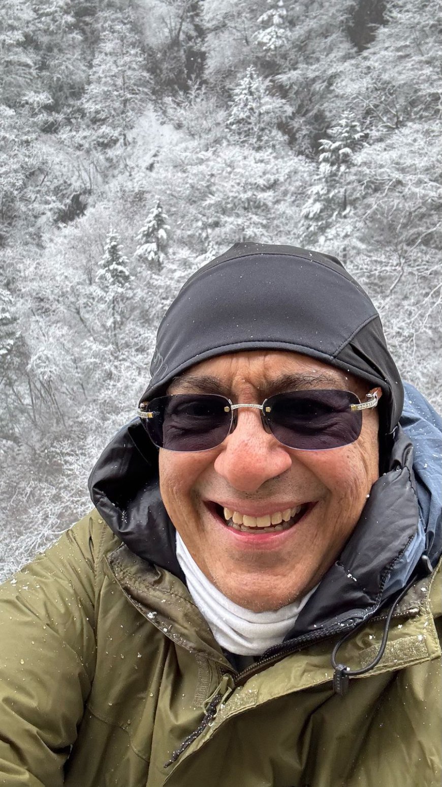 March 30, 2025 — Snowfall in Nikko & Sakura Magic at Meguro River